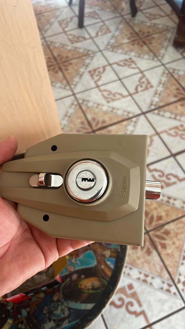 Apertura vehicular 134